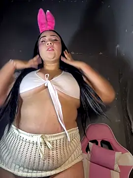 alexxaa96 online show from November 2025 04:08:01 AM