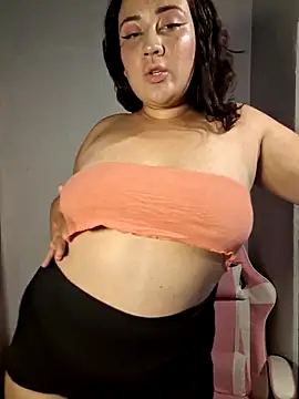 alexxaa96 online show from February 2025 02:29:01 AM