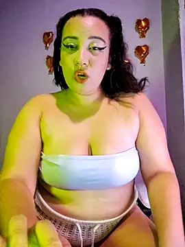 alexxaa96 online show from February 2025 02:47:02 AM