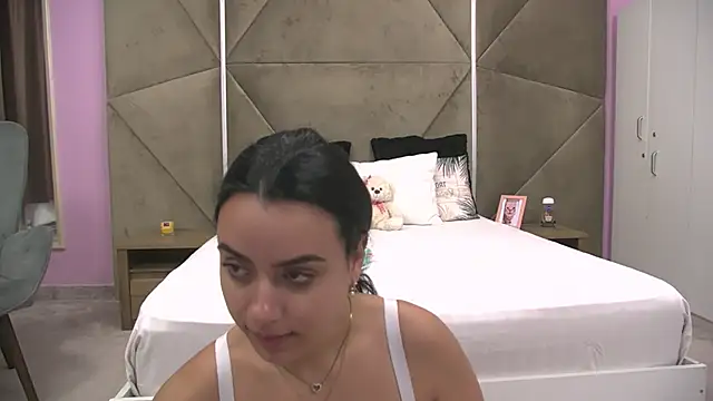 ElyzaIbarra online show from September 2025 05:24:01 AM