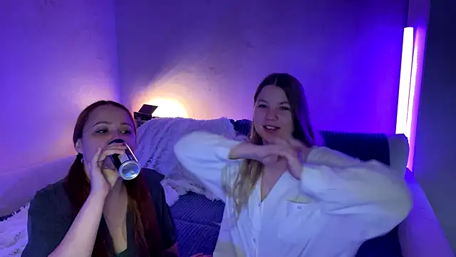   2sya   online show from November 2025 01:15:01 PM