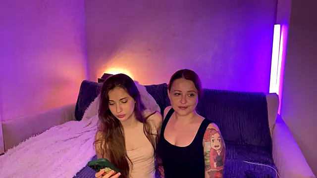   2sya   online show from November 2025 01:15:02 PM