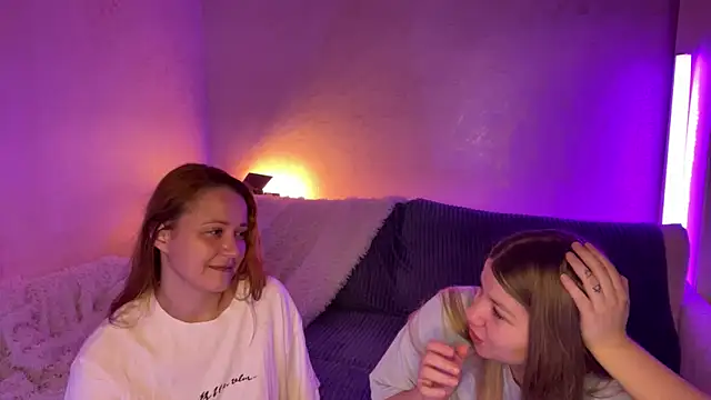   2sya   online show from November 2025 03:38:02 PM