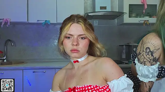 Snapshot of Red__Candy chatting on July 2026 02:47:01 PM Red Candy online show from July 2026 02:47:01 PM