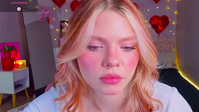 Red  Candy online show from March 2026 03:02:02 PM