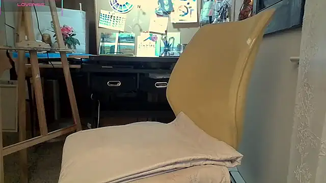 naughtyonbicycle online show from July 2026 01:29:02 PM
