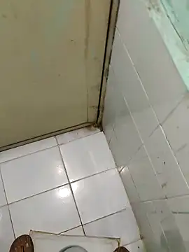 Snapshot of William390 chatting on December 2024 01:08:02 AM William390 online show from December 2024 01:08:02 AM