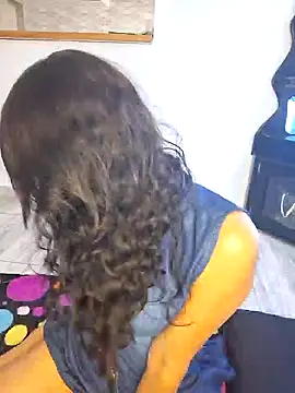 Sara P10 online show from January 2025 10:19:01 PM