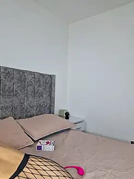 Sara P10 online show from March 2025 02:49:02 AM