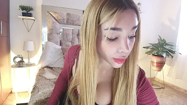 mariana cruzz online show from September 2025 09:02:01 PM