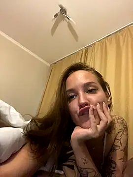 Snapshot of milkyWeyy chatting on September 2025 06:25:02 PM milkyWeyy online show from September 2025 06:25:02 PM