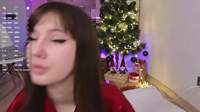 Snapshot of bonnyfloweer chatting on December 2024 05:37:02 PM bonnyfloweer online show from December 2024 05:37:02 PM