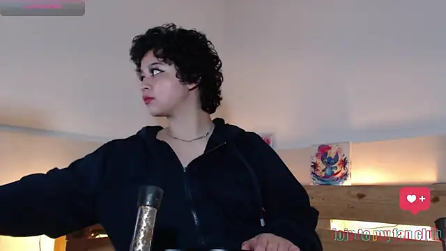 Bitsy Messy online show from October 2025 08:43:01 PM