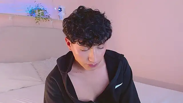 Snapshot of dilan_sp chatting on November 2025 01:17:01 AM dilan sp online show from November 2025 01:17:01 AM