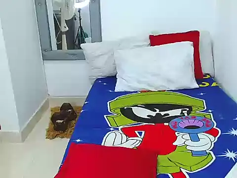 Velk hot online show from November 2025 07:29:02 PM