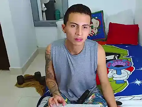 Velk hot online show from November 2025 07:25:01 PM