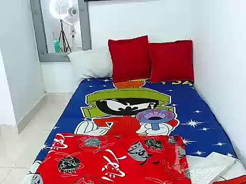 Velk hot online show from January 2026 03:48:02 PM