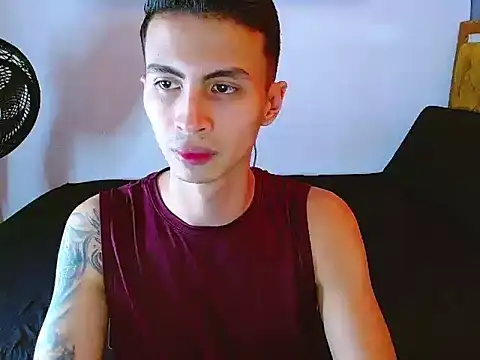 Snapshot of Velk_hot chatting on April 2026 01:46:02 PM Velk hot online show from April 2026 01:46:02 PM