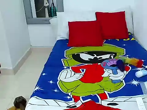 Velk hot online show from November 2025 08:41:02 PM