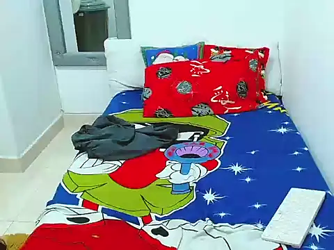 Velk hot online show from December 2025 02:44:01 PM