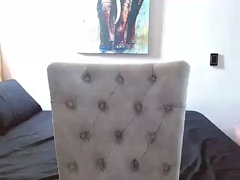 Velk hot online show from March 2026 02:38:01 PM