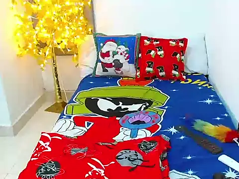 Velk hot online show from December 2025 08:04:02 PM