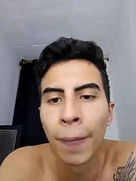 Velk hot online show from December 2024 10:35:01 PM