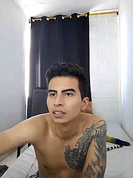 Velk hot online show from December 2024 08:45:01 PM