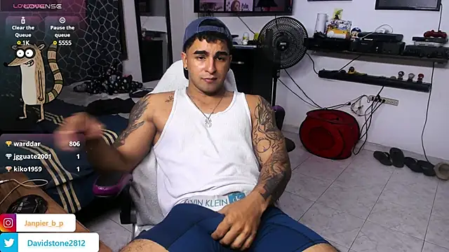 Snapshot of cJuan111 chatting on September 2025 10:10:02 PM cJuan111 online show from September 2025 10:10:02 PM