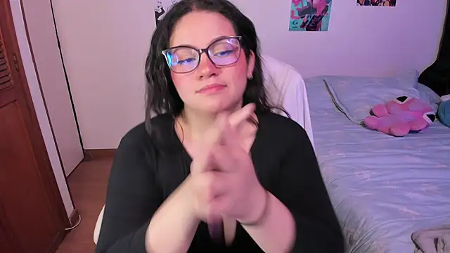 Snapshot of im_mei chatting on January 2026 12:47:02 AM im mei online show from January 2026 12:47:02 AM