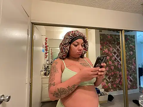 Snapshot of GoddessNih chatting on April 2026 10:26:02 PM GoddessNih online show from April 2026 10:26:02 PM