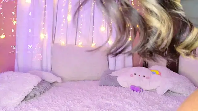 Zafiiro Blue online show from December 2024 01:31:02 AM