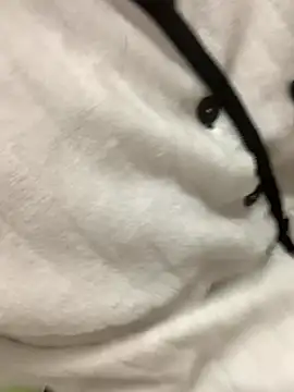 Aimeil online show from November 2025 07:03:01 PM