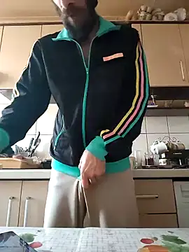 Snapshot of vulpe8400 chatting on March 2025 10:47:02 AM vulpe8400 online show from March 2025 10:47:02 AM