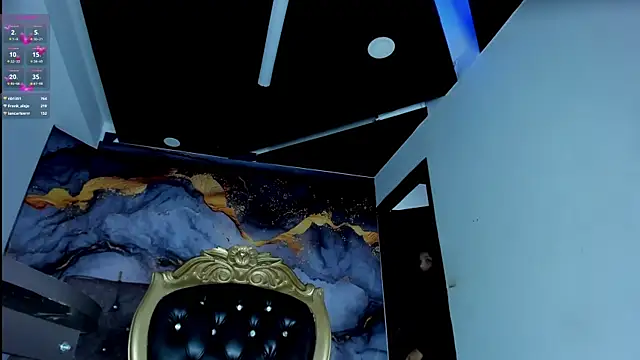 LuciaMoretti  online show from October 2025 12:28:02 PM