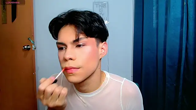 femboykeene online show from April 2026 10:24:01 PM