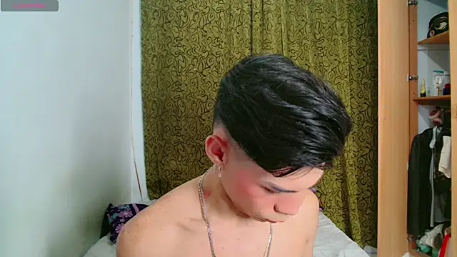 femboykeene online show from October 2025 09:58:01 PM