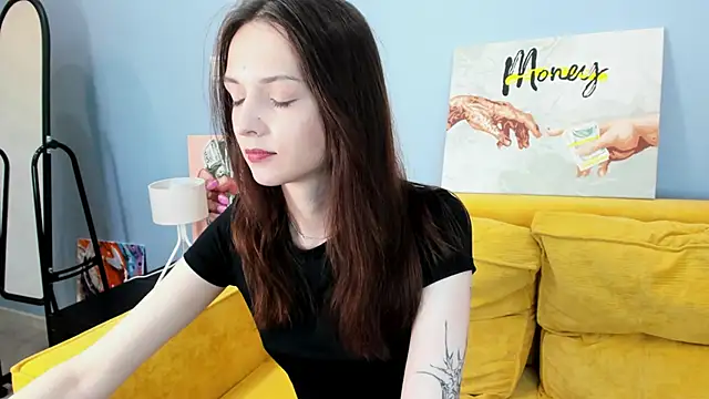 Kira Ke11y online show from September 2025 04:48:02 AM