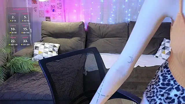 jenny bunny  online show from November 2025 01:39:02 AM