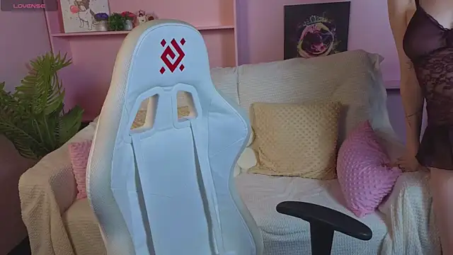 jenny bunny  online show from June 2026 01:38:01 AM