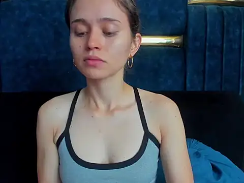 Snapshot of fulfill_fantasies1 chatting on January 2026 12:11:02 PM fulfill fantasies1 online show from January 2026 12:11:02 PM