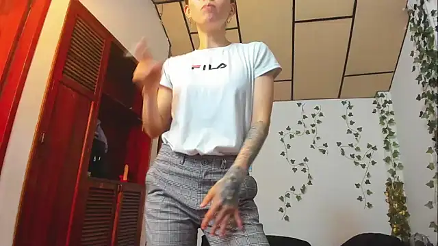 Snapshot of fulfill_fantasies1 chatting on February 2026 11:22:01 AM fulfill fantasies1 online show from February 2026 11:22:01 AM