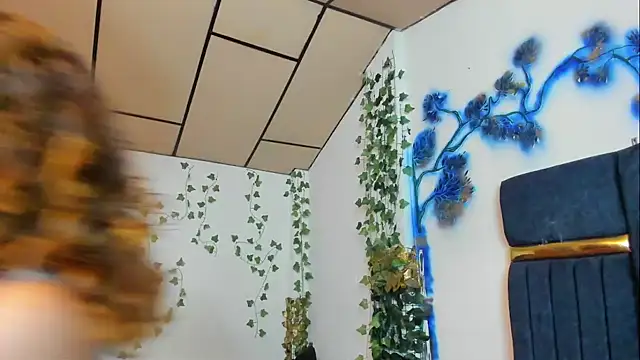 Snapshot of fulfill_fantasies1 chatting on February 2026 12:27:01 PM fulfill fantasies1 online show from February 2026 12:27:01 PM