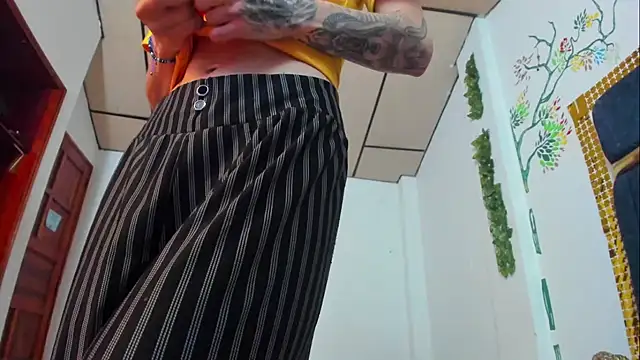 Snapshot of fulfill_fantasies1 chatting on February 2026 02:04:02 PM fulfill fantasies1 online show from February 2026 02:04:02 PM