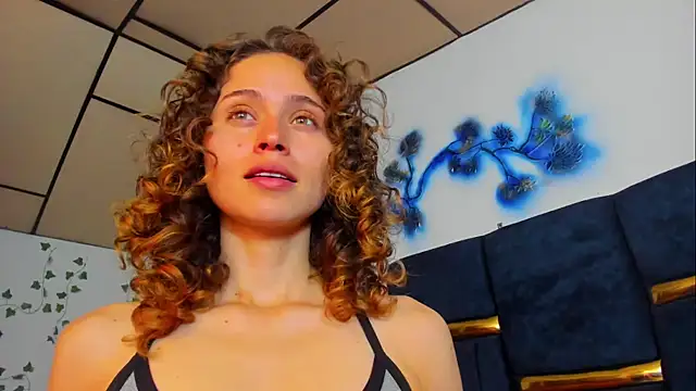 Snapshot of fulfill_fantasies1 chatting on February 2026 01:44:02 PM fulfill fantasies1 online show from February 2026 01:44:02 PM