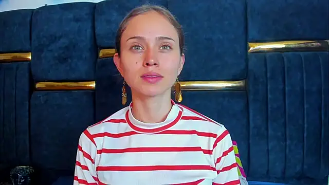 Snapshot of fulfill_fantasies1 chatting on March 2026 12:33:02 PM fulfill fantasies1 online show from March 2026 12:33:02 PM