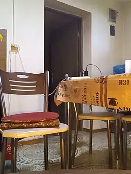 Snapshot of Ely_Elenita chatting on December 2025 08:25:02 AM Ely Elenita online show from December 2025 08:25:02 AM