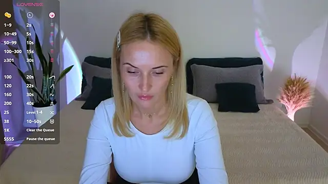 AlisssaRose online show from September 2025 08:59:01 PM