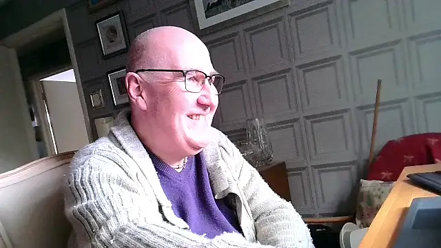 Adamdaddybear online show from March 2025 02:51:02 PM