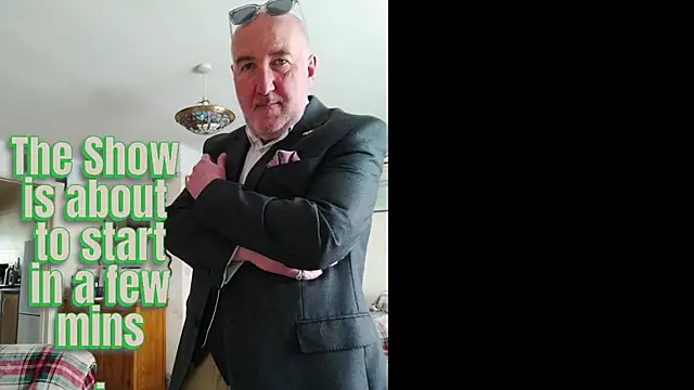 Adamdaddybear online show from September 2025 07:18:01 AM